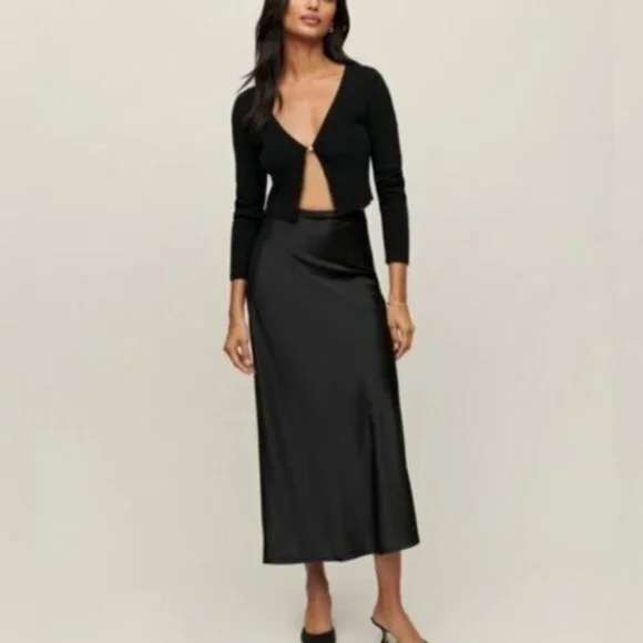 NEW Reformation Layla Silk Midi Skirt Elastic Waist in Black | US 4 UK 8 - Picture 1 of 10
